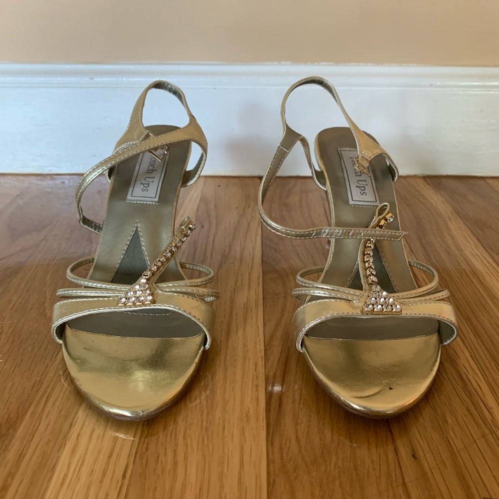 Size 6.5 gold heels